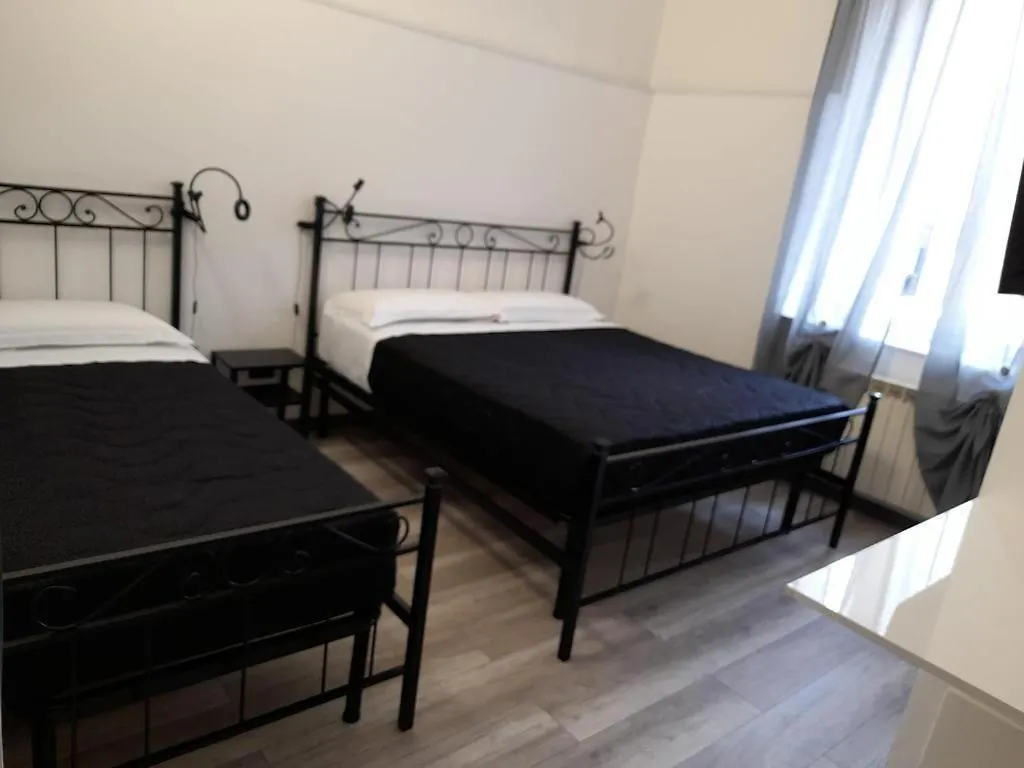 Guest house Affitta Camere La Turandot Genoa
